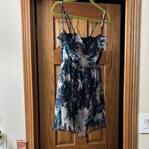 Elegant Abstract Print Mini Dress - Blue and White